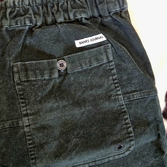 Banks Journal Brand Dark Green Men's Corduroy Flat Front Shorts Size 34 - Picture 2 of 6